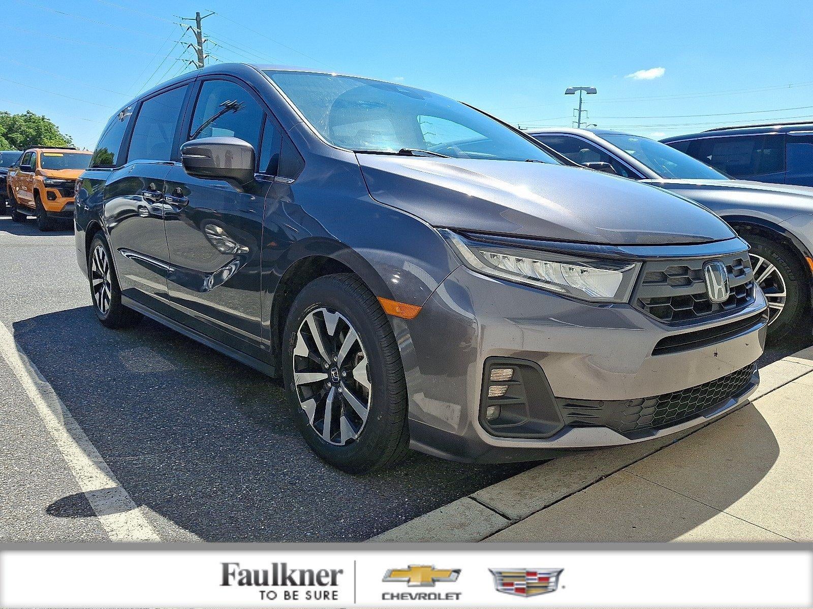 2025 Honda Odyssey EX-L in Modern Steel Metallic — front three-quarter view